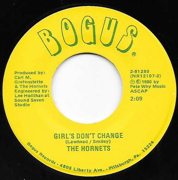 The Hornets (3) : Magazine Smile / Girls Don't Change (7", Single)