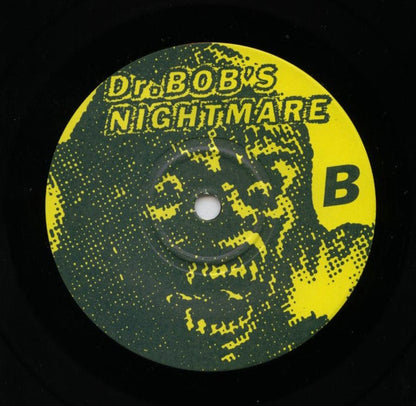 Stuntmen (2) Vs. Dr. Bob's Nightmare : War Of The Gargantuas! (7", EP)