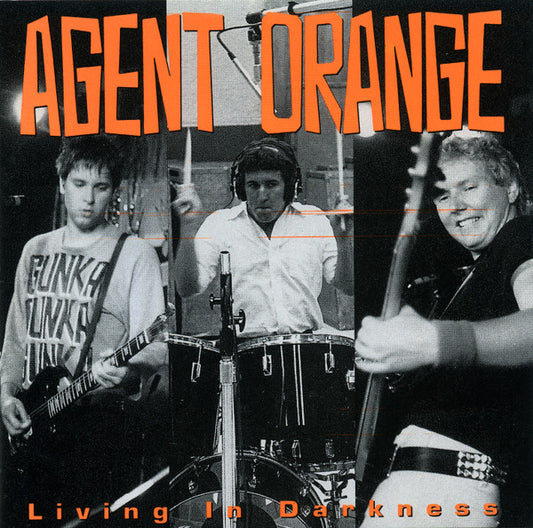 Living In Darkness - Agent Orange (7)